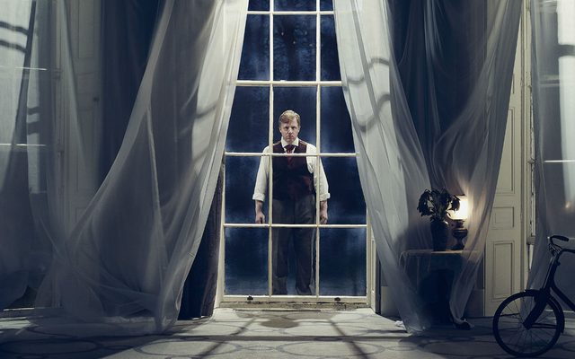 Nicholas Watts as Peter Quint in Turn of the Screw © Guy Farrow